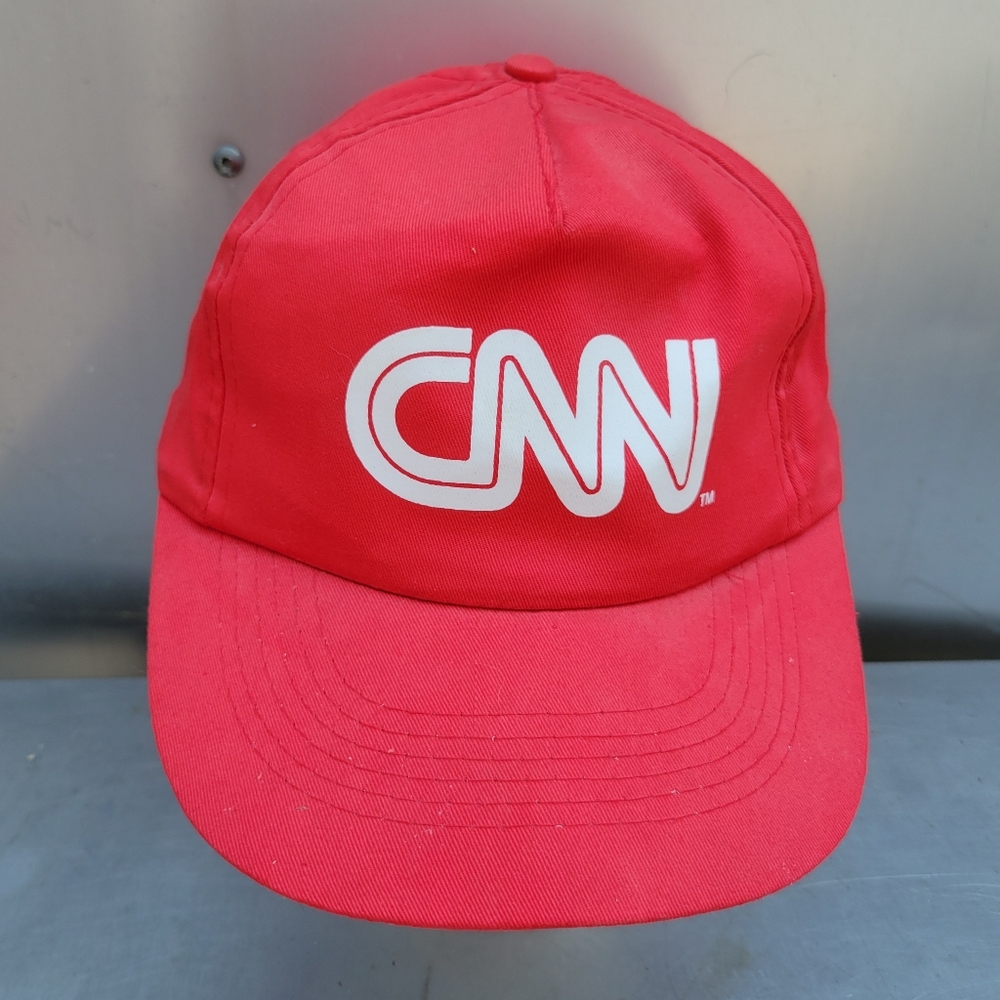 Vintage CNN baseball / truckers cap in good condition